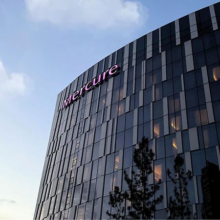 Mercure Singapore On Stevens Экстерьер фото