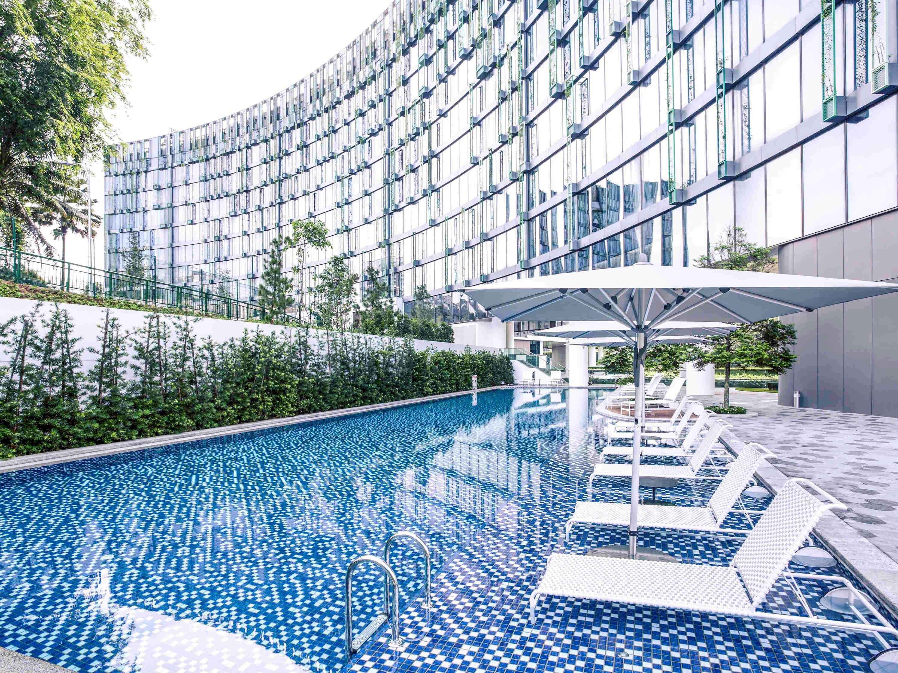 Mercure Singapore On Stevens Экстерьер фото